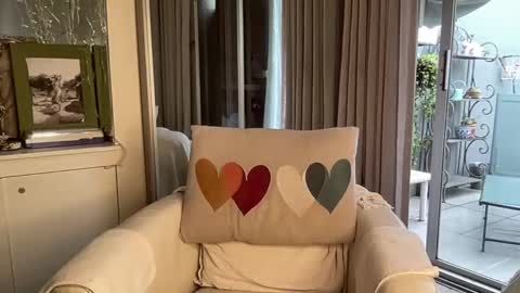 Snapshot of gl1tter_barbie chatting on March 1, 12:56 pm Gl1tter Barbie online show from March 1, 12:56 pm