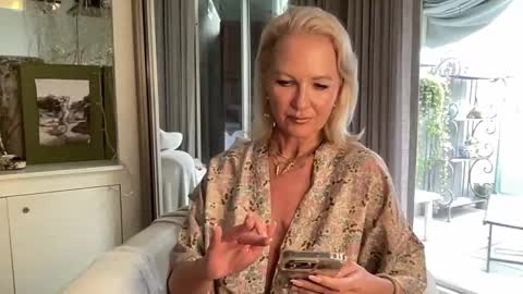 Snapshot of gl1tter_barbie chatting on March 3, 12:27 pm Gl1tter Barbie online show from March 3, 12:27 pm