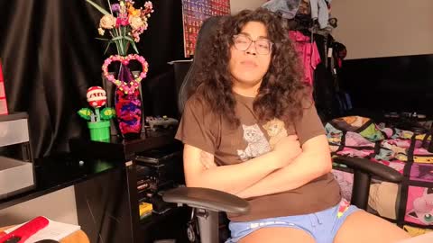 Snapshot of glaceon9 chatting on February 20, 11:43 pm glaceon9 online show from February 20, 11:43 pm