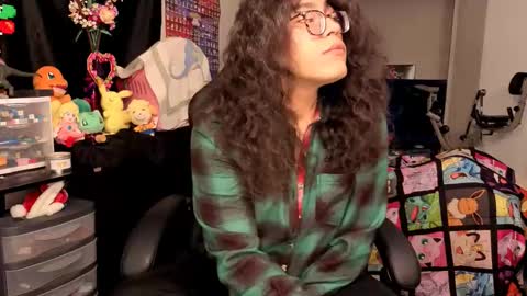 Snapshot of glaceon9 chatting on October 15, 5:57 pm glaceon9 online show from October 15, 5:57 pm