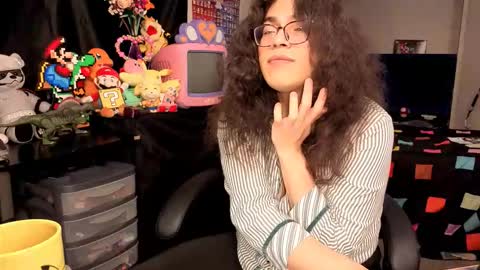 Snapshot of glaceon9 chatting on October 27, 10:25 pm glaceon9 online show from October 27, 10:25 pm