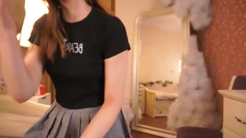 Snapshot of gladyshankins chatting on December 17, 3:12 am Call me Daisy online show from December 17, 3:12 am