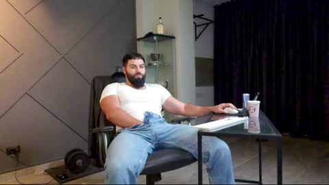 Matthew .. for short call me Matt online show from January 4, 8:16 pm