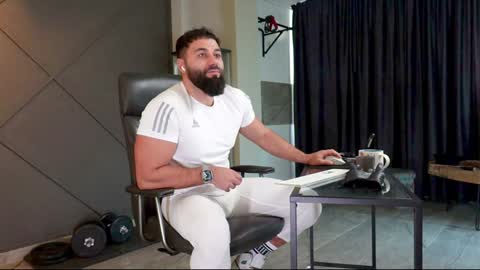 Matthew .. for short call me Matt online show from January 18, 7:38 am