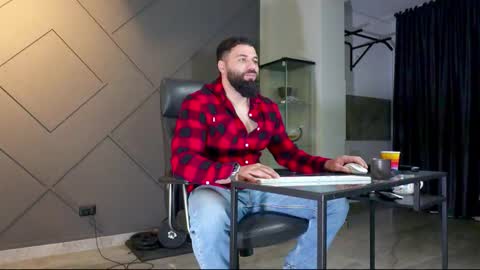 Matthew .. for short call me Matt online show from February 9, 5:19 am