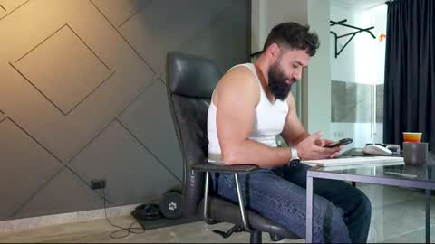 Matthew .. for short call me Matt online show from February 11, 9:31 am