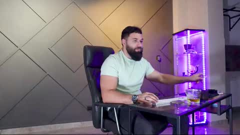 Matthew .. for short call me Matt online show from February 26, 2:37 am