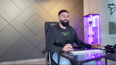 Matthew .. for short call me Matt online show from February 27, 6:50 am