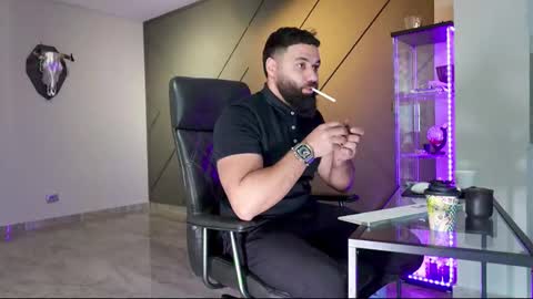 Matthew .. for short call me Matt online show from March 8, 9:06 am