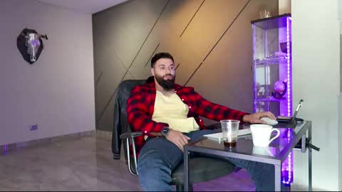 Matthew .. for short call me Matt online show from March 10, 12:48 pm