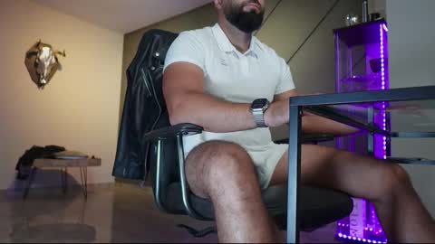 Matthew .. for short call me Matt online show from September 9, 9:25 pm