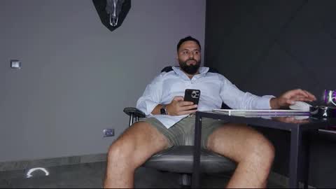 Matthew .. for short call me Matt online show from September 11, 6:30 pm