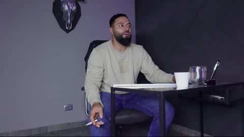 Matthew .. for short call me Matt online show from September 18, 3:41 am