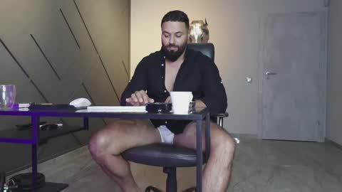 Matthew .. for short call me Matt online show from September 29, 8:24 pm