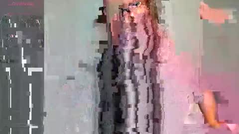 Snapshot of glitterkitty_108 chatting on February 23, 10:31 pm GlitterKitty 108 online show from February 23, 10:31 pm