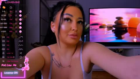 gabrielle online show from March 7, 10:32 pm