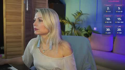 Gloria online show from October 17, 10:40 am