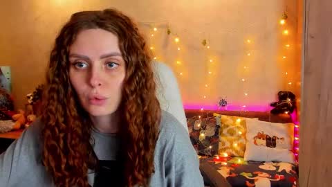 Gloria Wood online show from January 12, 6:38 pm