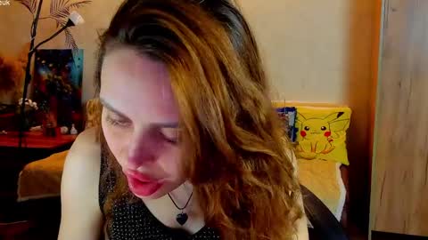 Gloria Wood online show from May 31, 6:09 pm