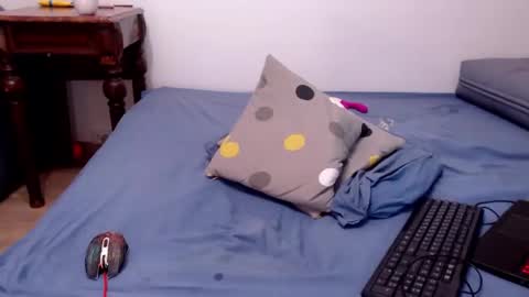 Snapshot of gloryloli chatting on February 11, 2:24 pm Tanya online show from February 11, 2:24 pm