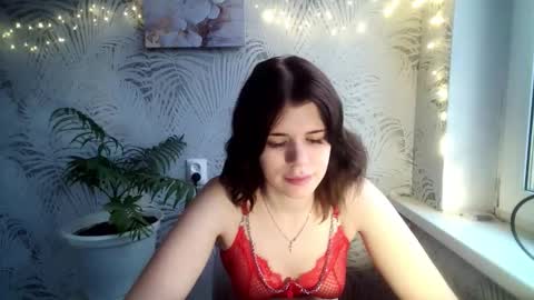 Snapshot of glossy_girl_1 chatting on November 14, 10:03 am Roxy online show from November 14, 10:03 am