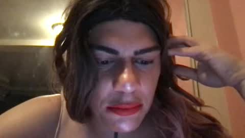 Snapshot of glow92 chatting on September 24, 11:24 am Glow Goddess online show from September 24, 11:24 am