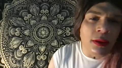 Snapshot of glow92 chatting on October 5, 9:29 am Glow Goddess online show from October 5, 9:29 am