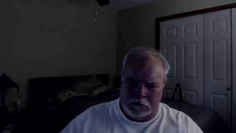 gmctruckguy online show from November 15, 6:48 pm