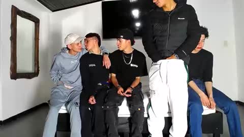 THOMAS AND DAMIAND online show from September 24, 6:11 pm