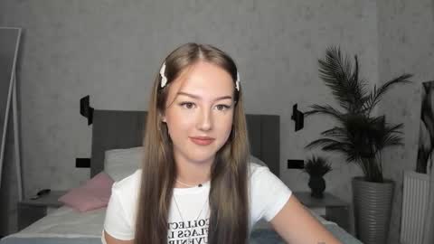 Lina online show from October 13, 8:47 am