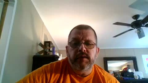 Snapshot of gobey33 chatting on September 15, 5:57 pm IDKIDCIDGAF online show from September 15, 5:57 pm