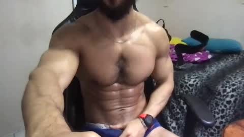 god hunkules online show from February 3, 4:20 pm