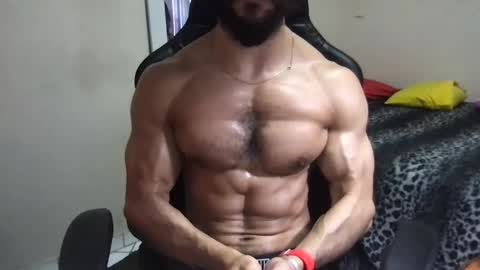 god hunkules online show from February 7, 7:17 pm