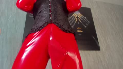 Snapshot of goddes_valery chatting on December 1, 10:43 pm Valery online show from December 1, 10:43 pm