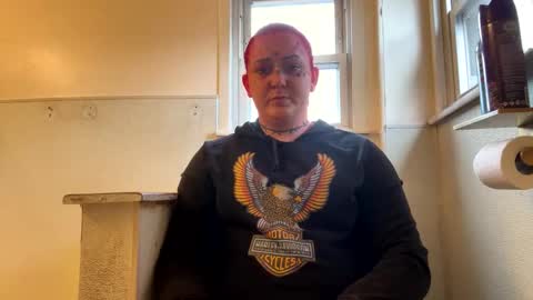 goddess182002 online show from October 27, 4:55 pm