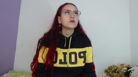 Snapshot of goddess_allison chatting on January 21, 1:43 pm goddess_allison online show from January 21, 1:43 pm