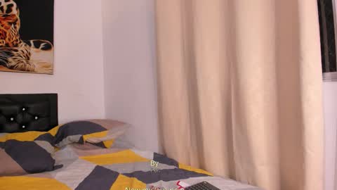 Snapshot of goddess_eli77 chatting on November 9, 3:27 am goddess_eli77 online show from November 9, 3:27 am