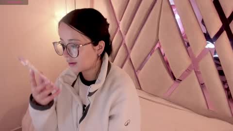 M A R T I N A  online show from April 16, 12:28 pm