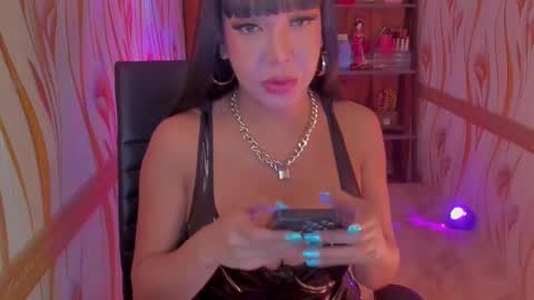 Snapshot of goddessbarbiecum4u chatting on December 14, 5:07 am Barbie Brown online show from December 14, 5:07 am