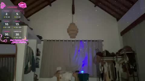 GoddessDove online show from April 28, 11:37 am
