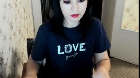 Snapshot of goddessemily_ chatting on September 17, 8:32 pm goddessemily_ online show from September 17, 8:32 pm