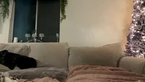 Snapshot of goddessmayvn chatting on January 6, 8:35 am GoddessMayvn online show from January 6, 8:35 am