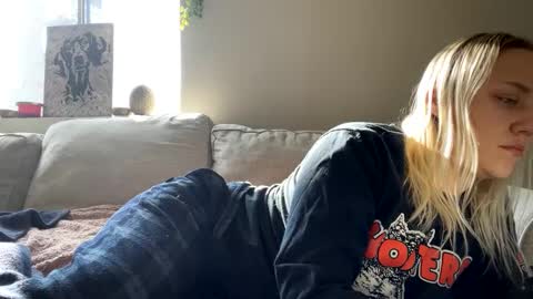 Snapshot of goddessmayvn chatting on February 20, 10:48 pm GoddessMayvn online show from February 20, 10:48 pm