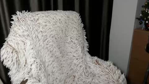 Snapshot of goddessmxx chatting on December 4, 9:13 pm Mistress Mary online show from December 4, 9:13 pm