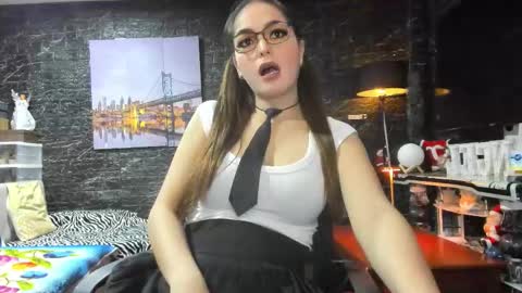 Snapshot of goddessofangel chatting on September 29, 2:38 am angel online show from September 29, 2:38 am