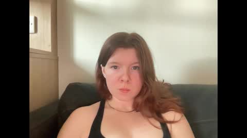 Snapshot of goddesssylvie chatting on September 14, 12:37 pm goddesssylvie online show from September 14, 12:37 pm