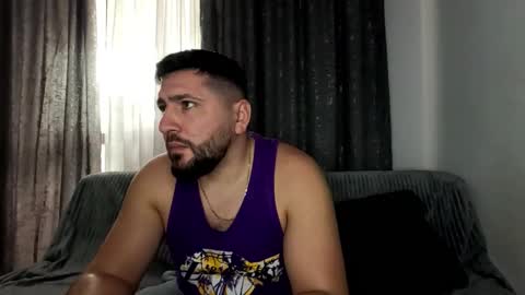 gold_alpha_boy online show from November 6, 11:22 am