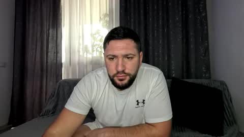 gold_alpha_boy online show from November 28, 9:12 am