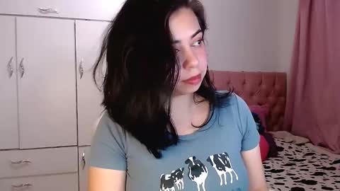 Snapshot of golden_gingerkitty chatting on September 17, 1:18 am golden_gingerkitty online show from September 17, 1:18 am