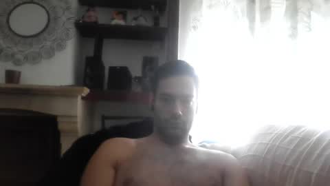 Snapshot of goldendragon19 chatting on October 7, 9:39 am goldendragon19 online show from October 7, 9:39 am